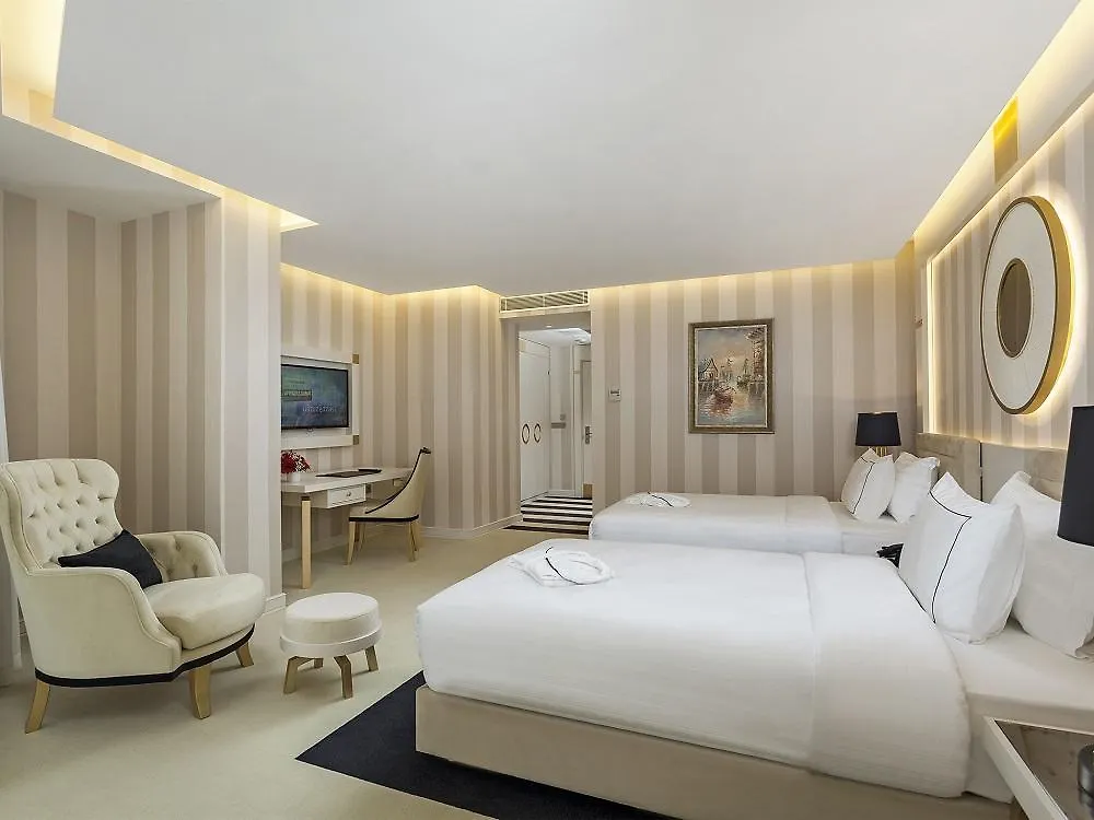 Ramada Hotel & Suites Sisli Stambuł